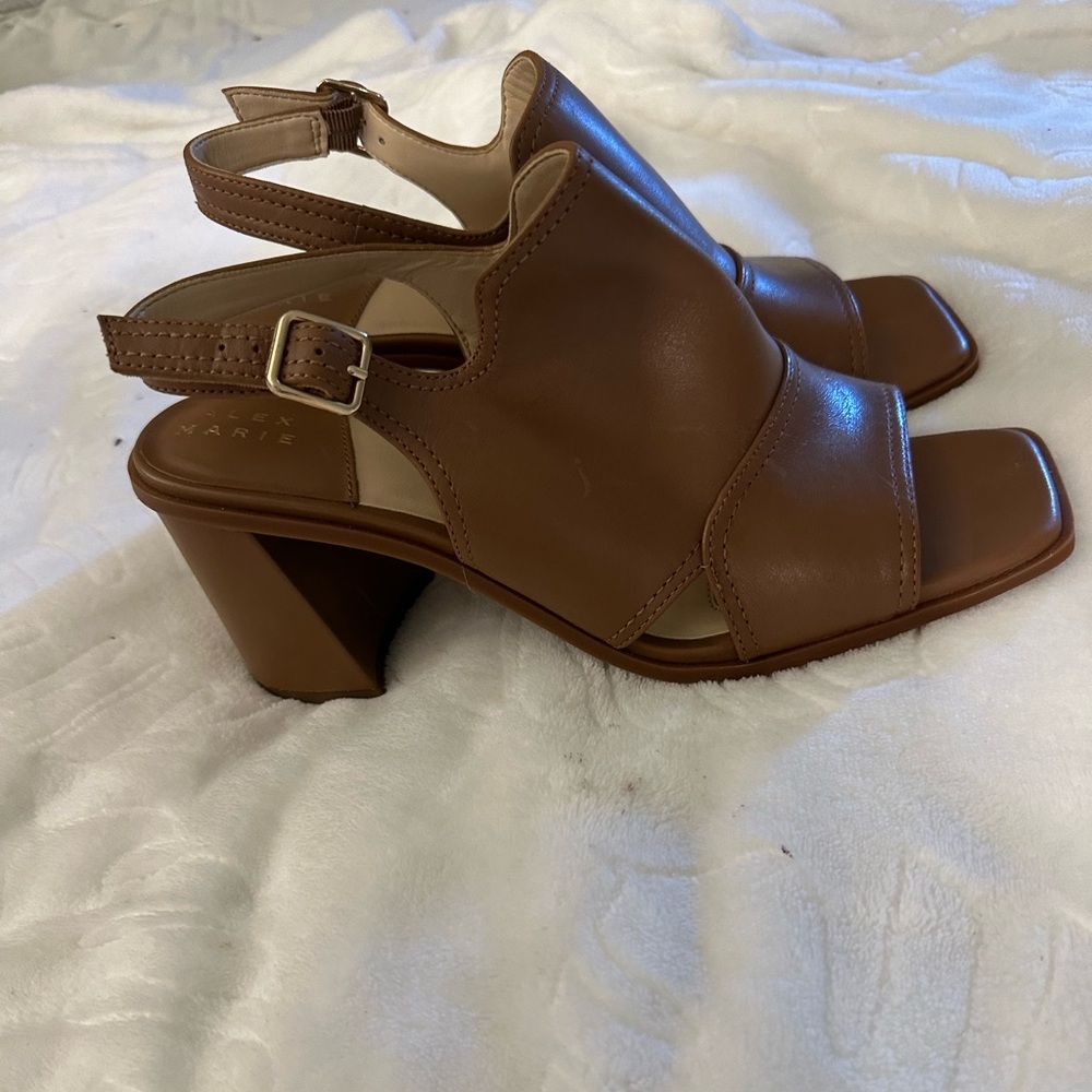 Alex Marie Brown Heels Block Heel Design